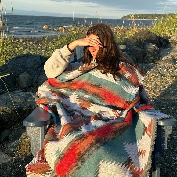 Blankets, - Picture 7 of 8